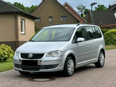 Gebraucht VW Touran 105 PS (77 kW) 2007 Silber Van / Kleinbus