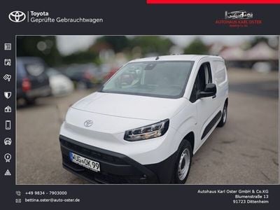 Weiß Gebraucht 2024 Toyota Proace City City Van / Kleinbus | 23.500 € (Fairer Preis)