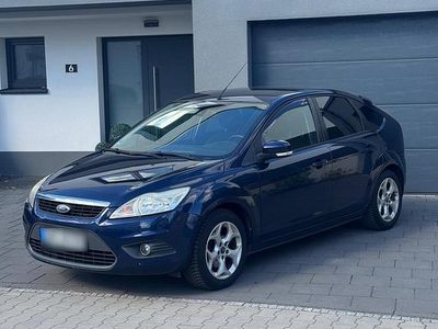 Gebraucht Ford Focus Viva 101 PS (74 kW) 2010 Blau Kleinwagen