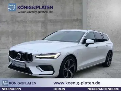 Brugt Volvo V60 Plus 253 HK (186 kW) 2022 Hvid Stationcar