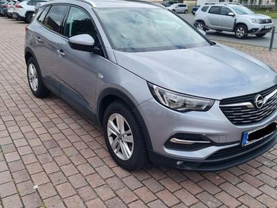 Silber Gebraucht 2018 Opel Grandland X Innovation SUV | 12.300 € (Guter Preis)