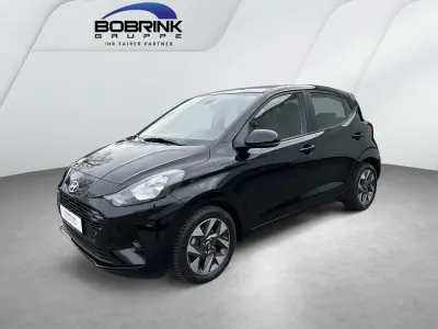 Gebraucht Hyundai i10 Trend 63 PS (46 kW) 2025 Schwarz Kleinwagen