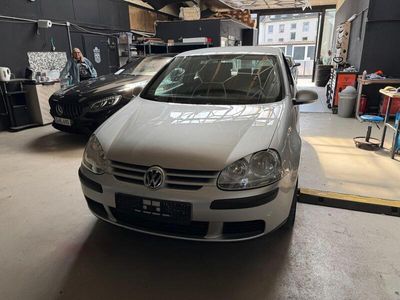 VW Golf V