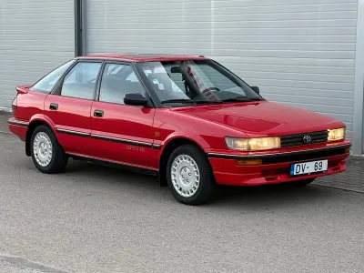 Gebraucht Toyota Corolla 125 PS (91 kW) 1991 Rot Limousine