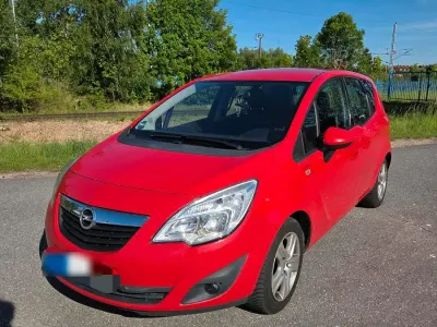 Gebraucht Opel Meriva Eco 124 PS (91 kW) 2011 Rot Van / Kleinbus