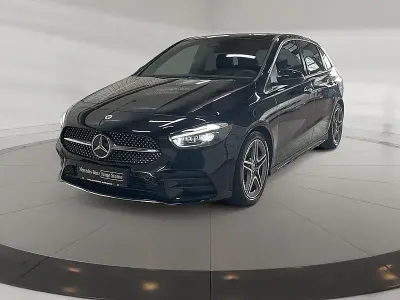 Gebraucht Mercedes B220 AMG 190 PS (139 kW) 2025 Metalliclack kosmosschwarz Kleinwagen