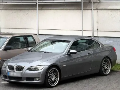 Gebraucht BMW 325 Cabriolet M Performance 218 PS (160 kW) 2007 Grau Cabrio