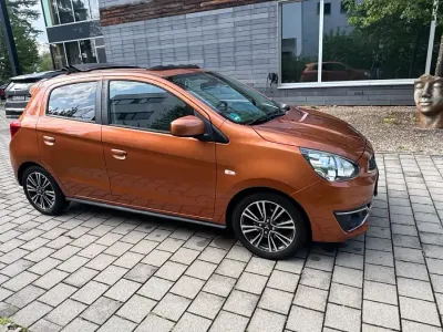 Gebraucht Mitsubishi Space Star Diamant Edition 80 PS (58 kW) 2018 Orange Kleinwagen