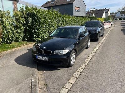 Usata BMW 116 122 CV (89 kW) 2010 Nero Utilitaria