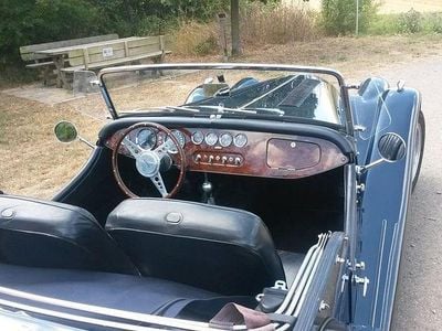 Gebraucht Morgan Plus 8 194 PS (142 kW) 1985 Blau Cabrio