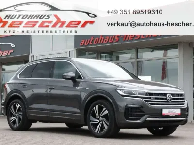 Gebraucht VW Touareg R-line 231 PS (169 kW) 2019 Quarzitgrau (metallic) SUV