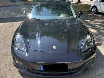 Gebraucht Porsche Panamera Diesel 250 PS (183 kW) 2011 Schwarz Kleinwagen
