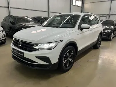Gebraucht VW Tiguan Life 150 PS (110 kW) 2022 Weiß SUV