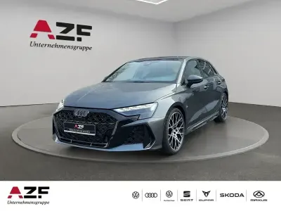 Gebraucht Audi RS3 Sportback Ambiente 400 PS (294 kW) 2025 Grau Kleinwagen