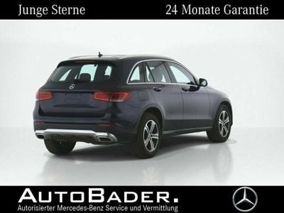 Gebraucht Mercedes GLC220 Exclusive 194 PS (142 kW) 2022 890 cavansitblau (metallic) SUV