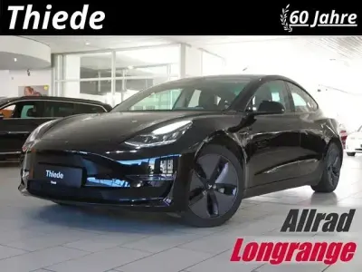 Käytetty Tesla Model 3 350 kW (476 HP) 2019 Musta Sedan