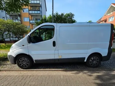 Gebraucht Opel Vivaro 137 PS (100 kW) 2007 Weiß Van / Kleinbus