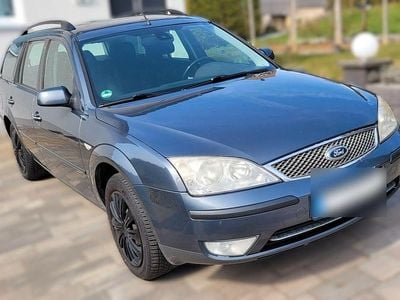 Gebraucht Ford Mondeo Ghia 125 PS (91 kW) 2004 Grau Kombi