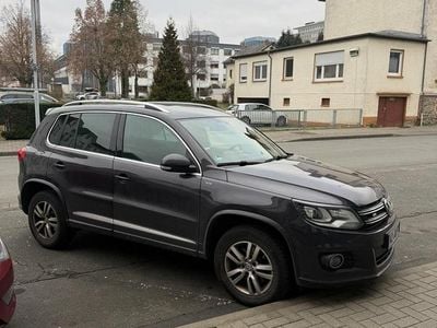 Grau Gebraucht 2015 VW Tiguan SUV | 15.800 € (Fairer Preis)