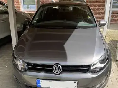 Gebraucht VW Polo Comfortline 69 PS (50 kW) 2013 Grau Kleinwagen