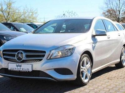 Usata Mercedes A180 Urban 122 CV (89 kW) 2015 Argento Berlina