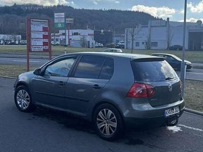 VW Golf V