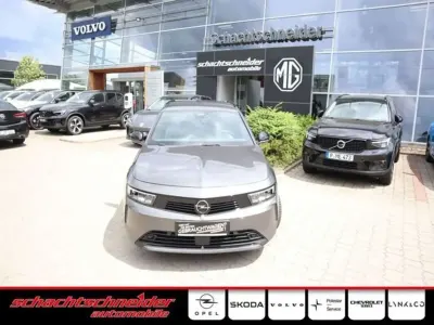 Neu Opel Astra Edition 131 PS (96 kW) 2025 Vulkan grau Kombi
