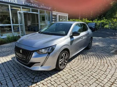 Gebraucht Peugeot 208 Allure 101 PS (74 kW) 2022 Grau artense/typ metallic Kleinwagen