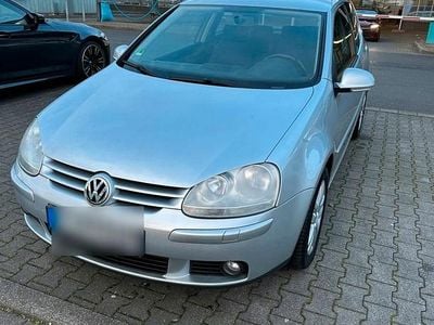 VW Golf V