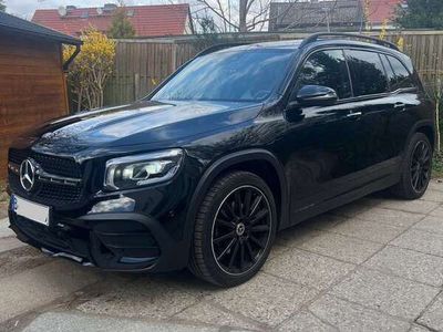 Mercedes GLB220