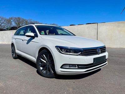 Usata VW Passat 150 CV (110 kW) 2019 Bianco Station wagon