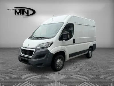 Gebraucht Peugeot Boxer 131 PS (96 kW) 2017 Weiß Van