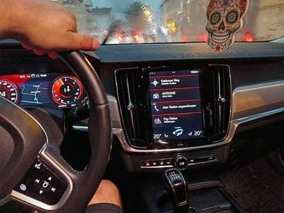 Volvo V90