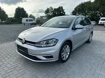Gebraucht VW Golf VII Comfortline 150 PS (110 kW) 2019 Silber Kombi