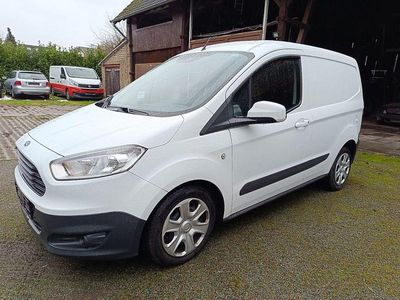Gebraucht Ford Transit 75 PS (55 kW) 2017 Weiß Van / Kleinbus