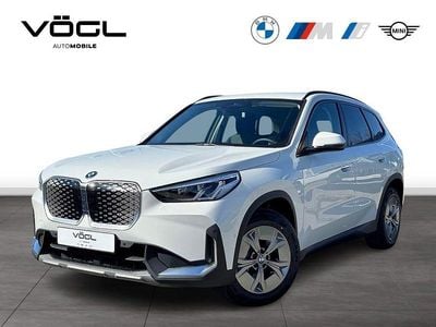 Nouă BMW iX1 150 kW (204 CP) 2026 Alb SUV