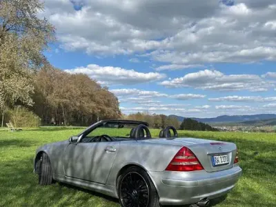 Gebraucht Mercedes SLK230 197 PS (144 kW) 2001 Silber Cabrio