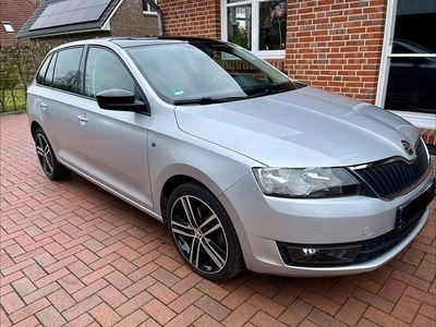 Second-hand Skoda Rapid Ambition 105 CP (77 kW) 2015 Argintiu Hatchback