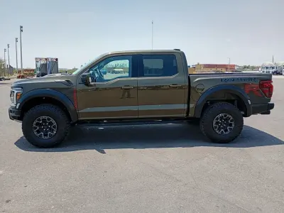Neu Ford F-150 Raptor 729 PS (536 kW) 2026 Grün Pickup