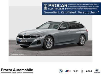 Grau Gebraucht 2022 BMW 320e Kombi | 27.870 € (Fairer Preis)