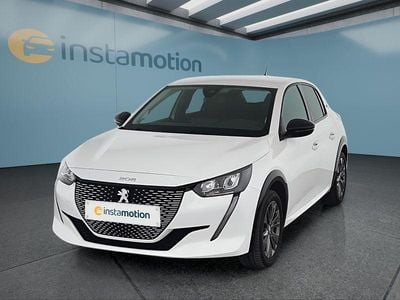 Gebraucht Peugeot e-208 Allure 100 kW (136 PS) 2023 Weiß Kleinwagen