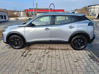Gebraucht Peugeot 2008 Active 101 PS (74 kW) 2023 Silber SUV