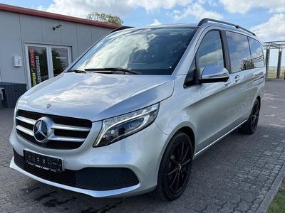 Usata Mercedes V220 Edition 163 CV (119 kW) 2023 Argento Monovolume