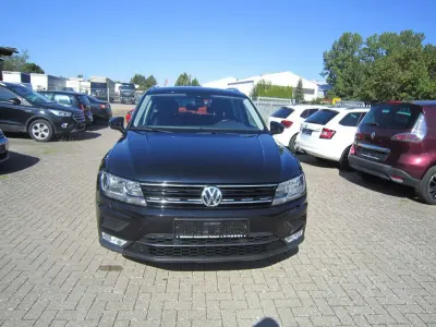 Gebraucht VW Tiguan Sound 190 PS (139 kW) 2017 Deep black perleffekt SUV