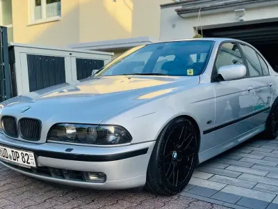 Gebraucht BMW 528 Performance 193 PS (141 kW) 1999 Silber Limousine