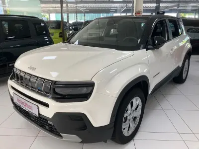 Brugt Jeep Avenger EV Altitude 114 kW (156 HK) 2023 Hvid SUV