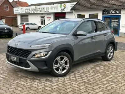 Gebraucht Hyundai Kona Edition 30 120 PS (88 kW) 2022 Grau SUV