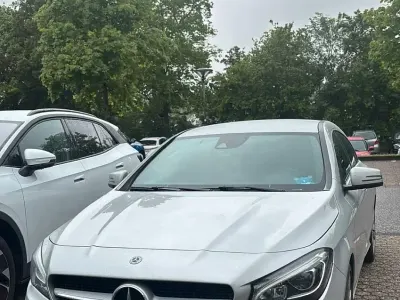 Gebraucht Mercedes CLA200 136 PS (100 kW) 2018 Silber Coupé