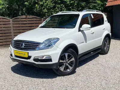 Gebraucht SsangYong Rexton 178 PS (130 kW) 2017 Weiß SUV