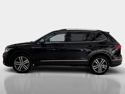 Second-hand VW Tiguan Allspace Elegance 190 CP (139 kW) 2022 Negru SUV